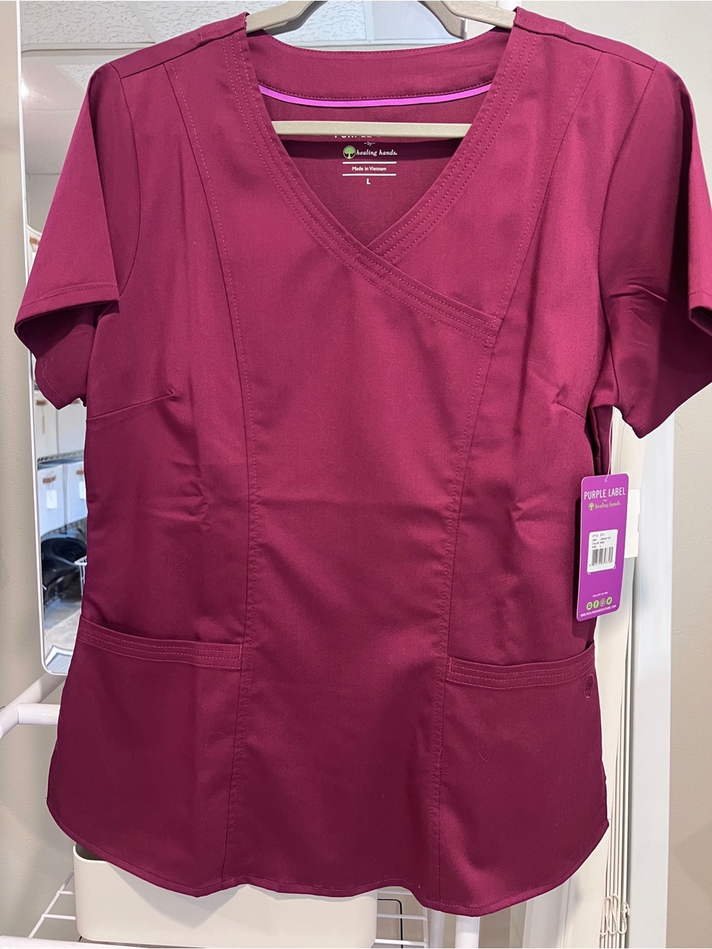 Purple Label  V-Neck Short Sleeve Scrub Top NWT